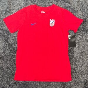 Youth size Medium Pulisic Nike T-Shirt